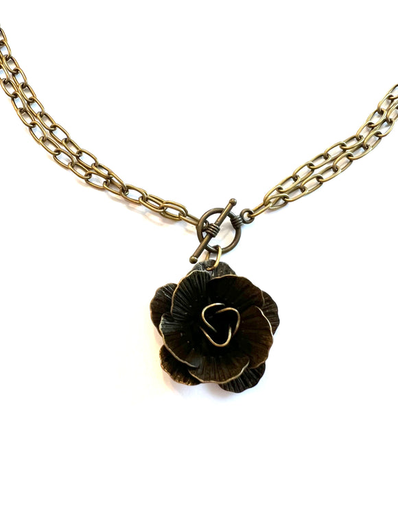 Metal Rose with Front Toggle Tin Necklace
