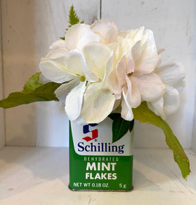 Schilling Dehydrated Mint Flakes