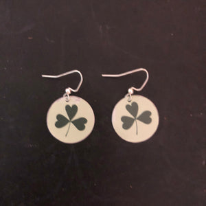 Green Shamrock Circle Tin Earring